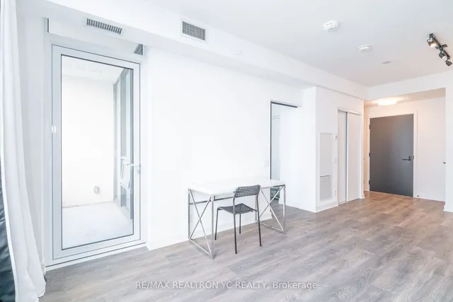 Additional image 4 of 108 Peter St Unit 1811