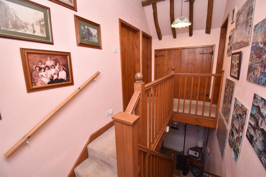 Additional image 11 of Copt Hill, Danbury