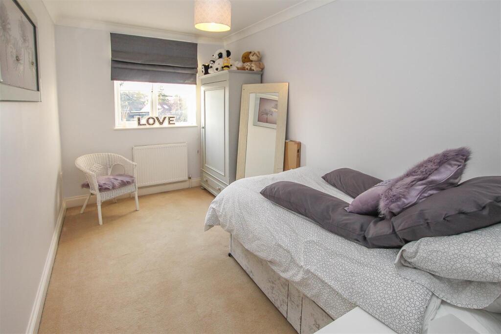 Additional image 18 of Harpers Lane, Doddinghurst, Brentwood