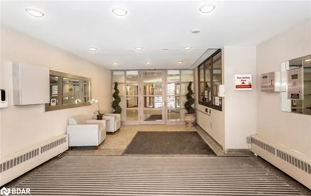 Additional image 33 of 551 The West Mall Unit 709