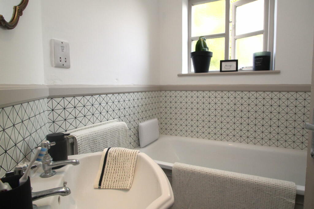 Additional image 21 of Bradford Street, Braintree, CM7 9AT