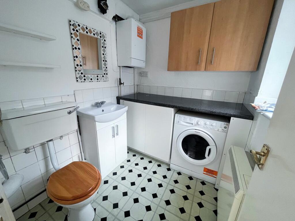 Additional image 7 of Gordon Road, Shenfield, Brentwood, CM15