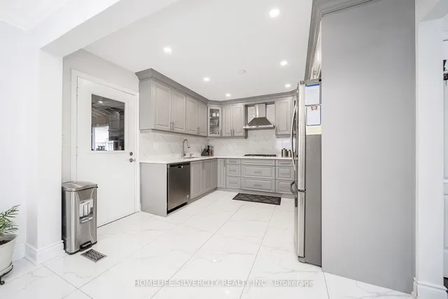 Additional image 12 of 133 Earnscliffe Circ