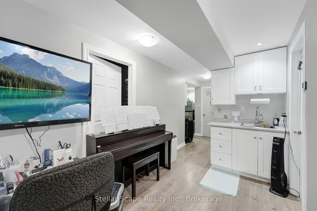 Additional image 11 of 118 Mary Chapman Blvd