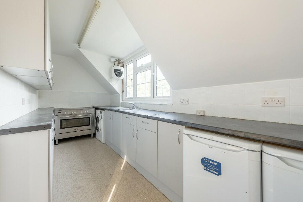 Additional image 19 of Portley Wood Road, Whyteleafe, Surrey, CR3