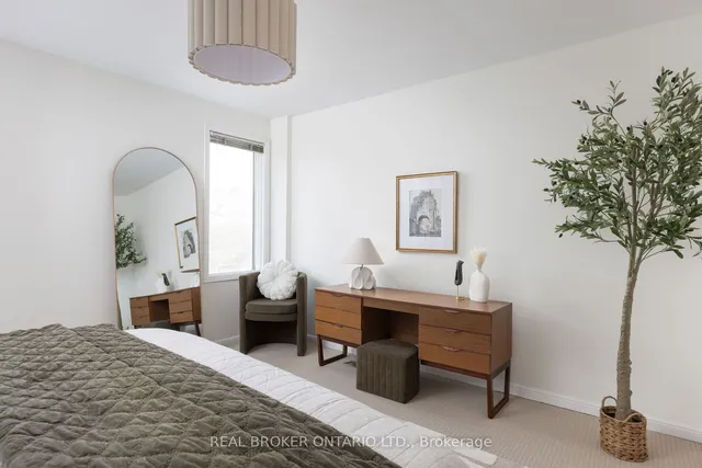 Additional image 18 of 134 Dupont St