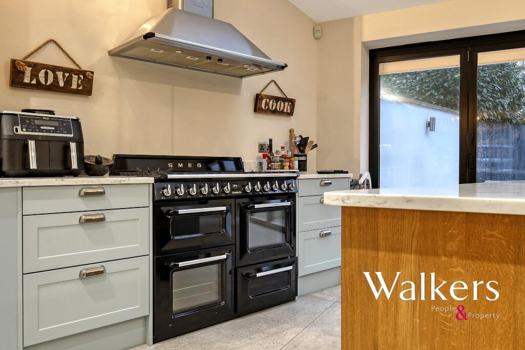 Additional image 8 of West Park Crescent, Billericay