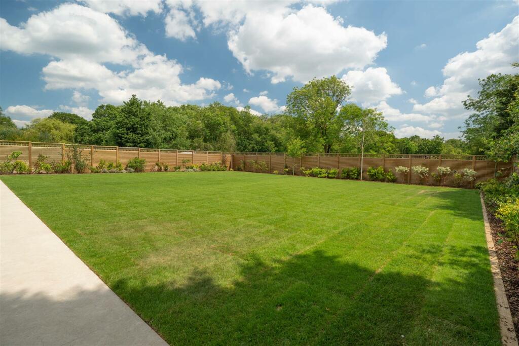 Additional image 61 of Broomhills Chase, Little Burstead, Billericay