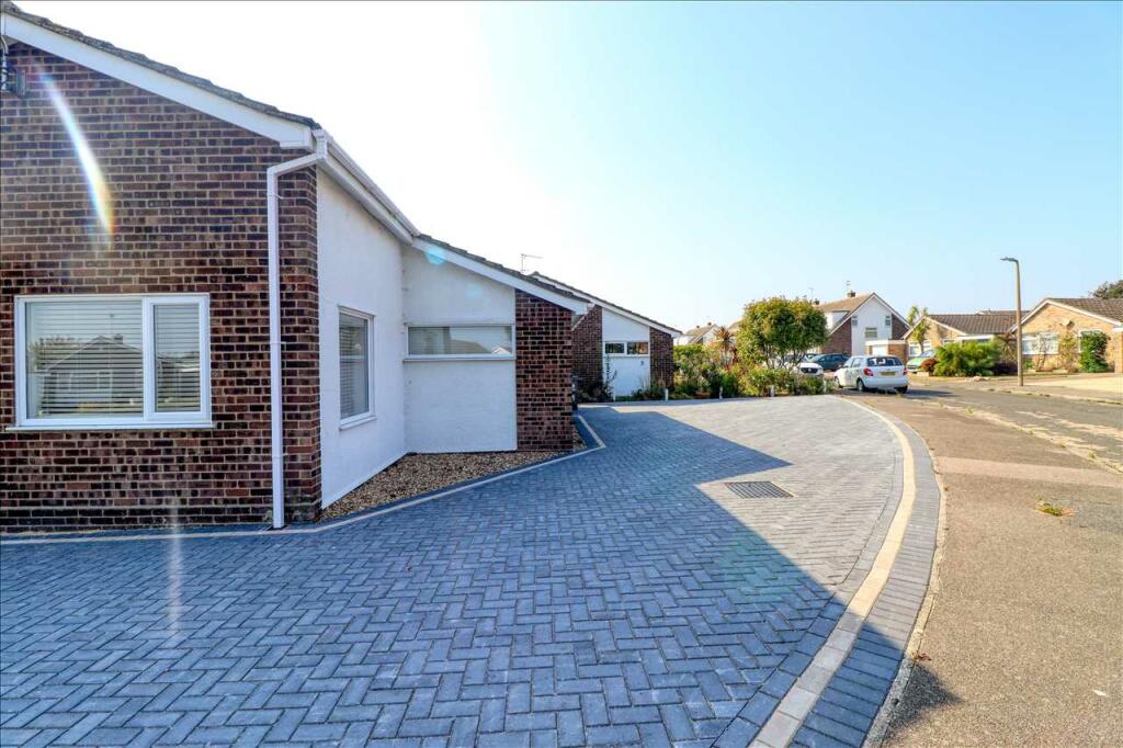 Additional image 4 of Gatefield Close, Frinton-On-Sea, Frinton