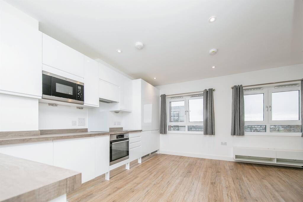 Additional image 2 of High Street, Colchester