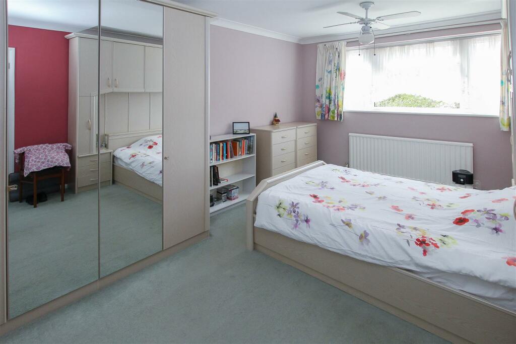 Additional image 13 of Kiln Field, Hook End, Brentwood