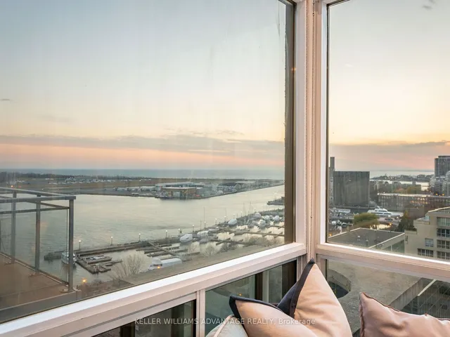 Additional image 5 of 410 Queens Quay Unit UPH3