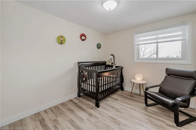 Additional image 17 of 25 Upper Canada Dr Unit 27