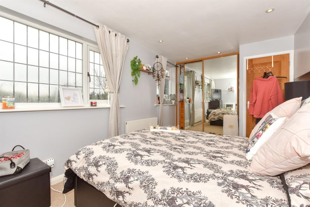 Additional image 8 of Sedge Green, Roydon, Essex