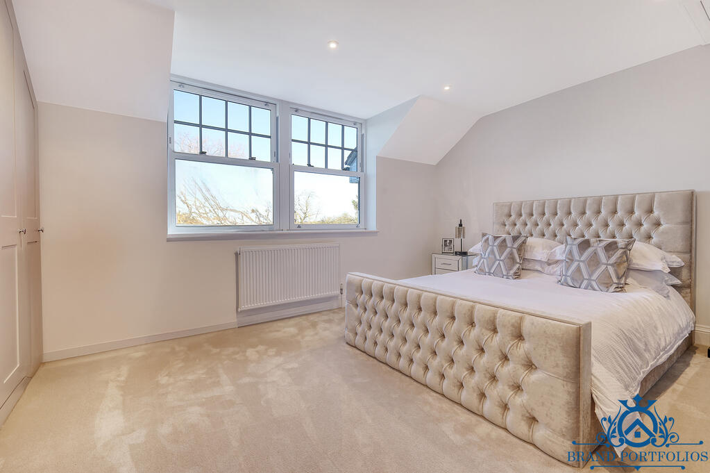 Additional image 23 of Southend Road, Howe Green, CM2