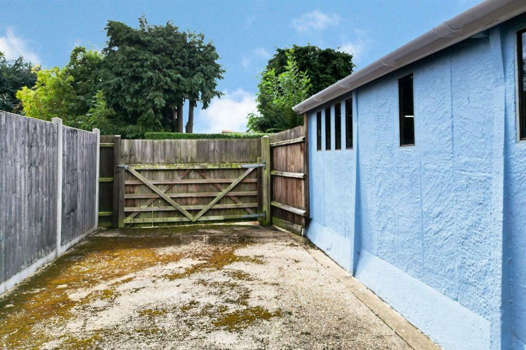 Additional image 25 of Straight Road, Colchester