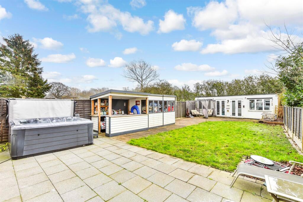 Additional image 12 of Sedge Green, Roydon, Essex