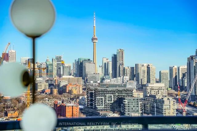 Additional image 28 of 36 Lisgar St Unit LPH16E