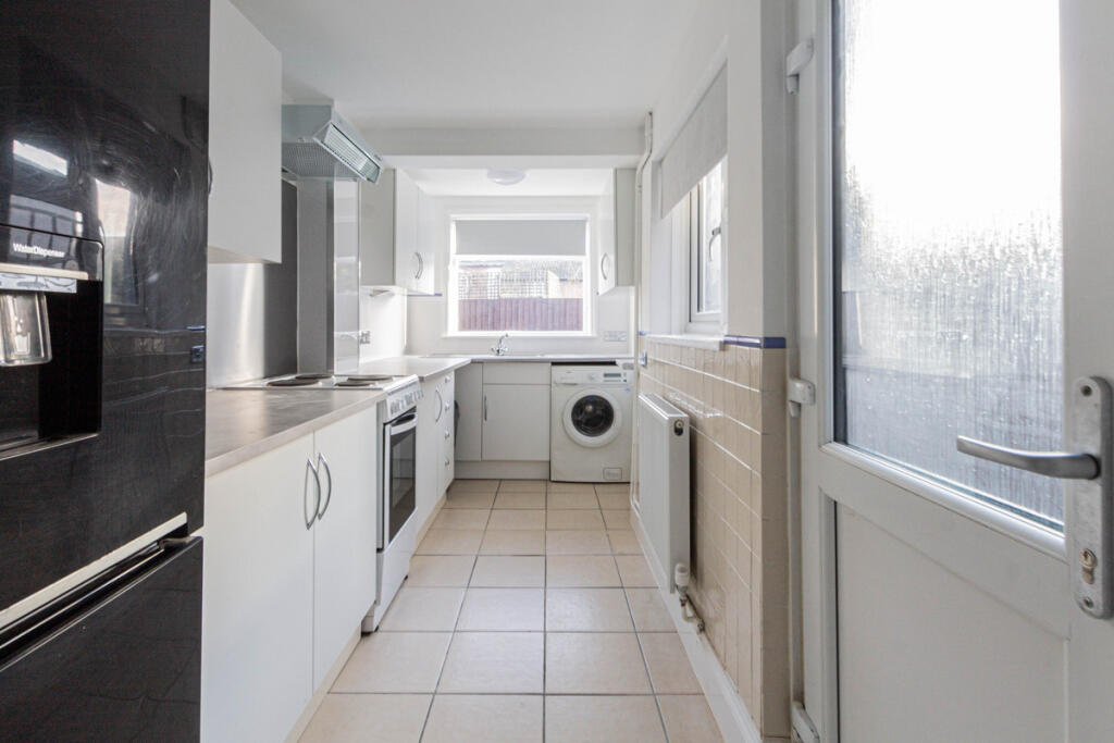 Additional image 7 of Morten Road, Colchester, CO1