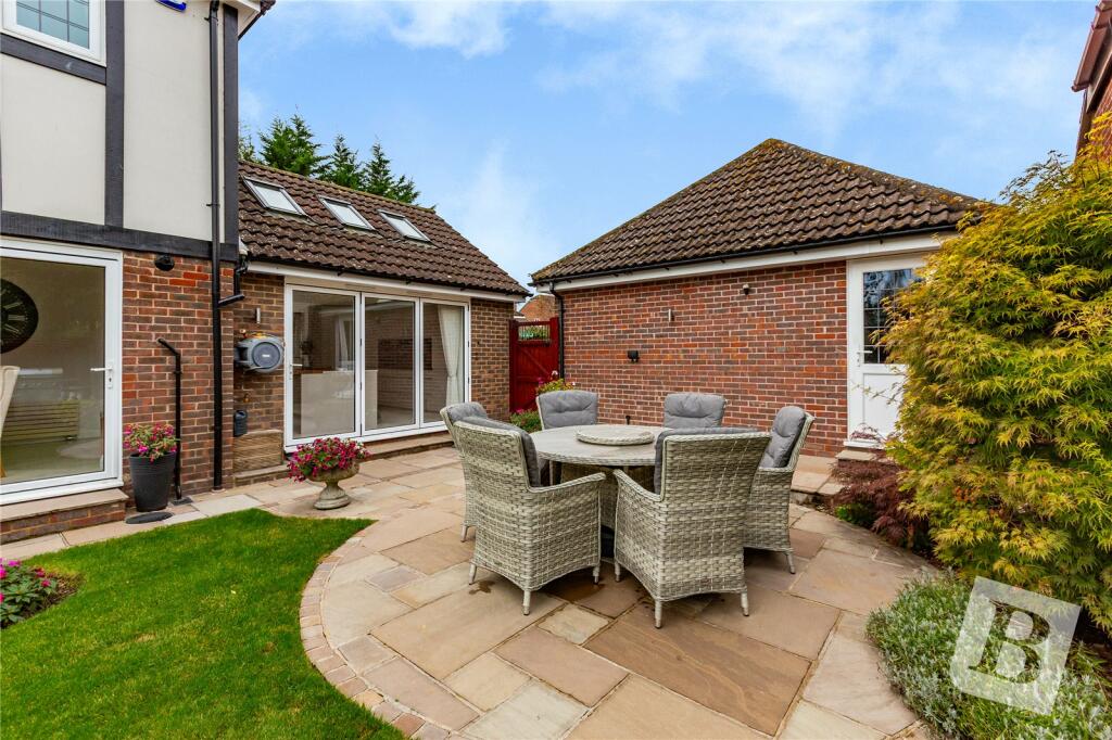 Additional image 23 of Lampern Crescent, Billericay, Essex, CM12