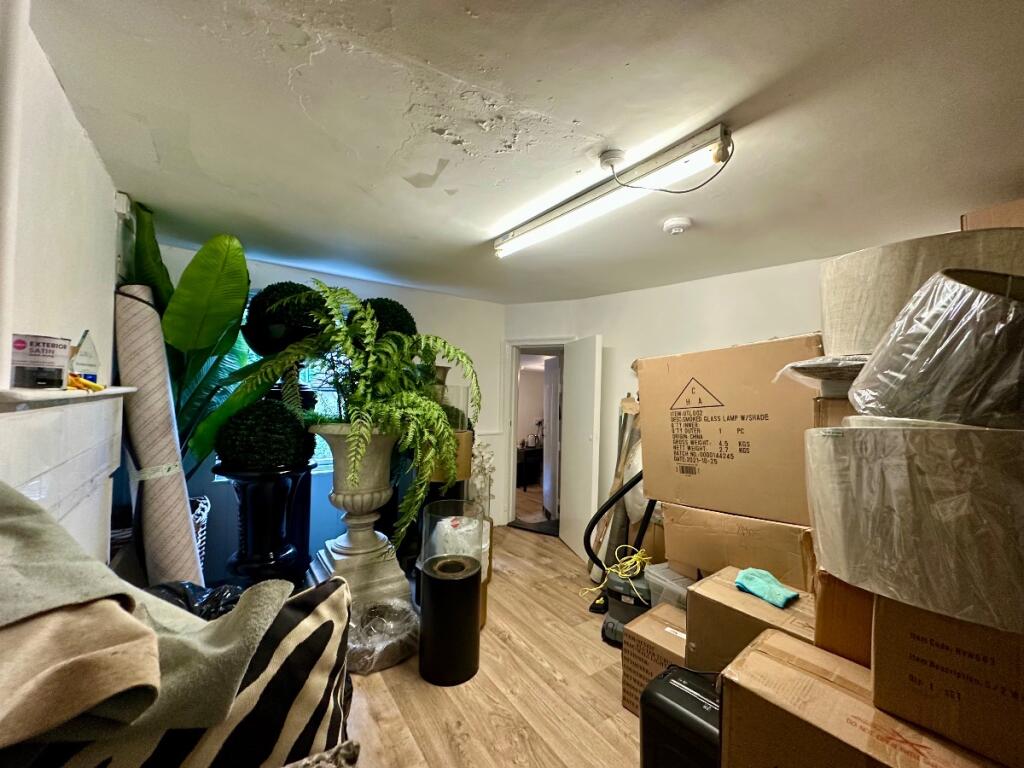 Additional image 8 of High Street, Ongar