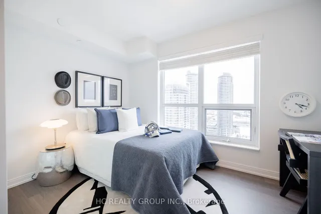 Additional image 13 of 255 Village Green Sq Unit 2303