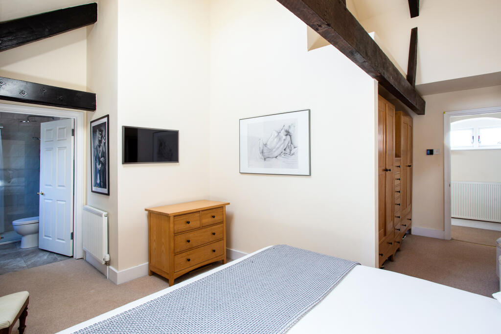 Additional image 13 of Pilgrims Lane, Caterham, CR3