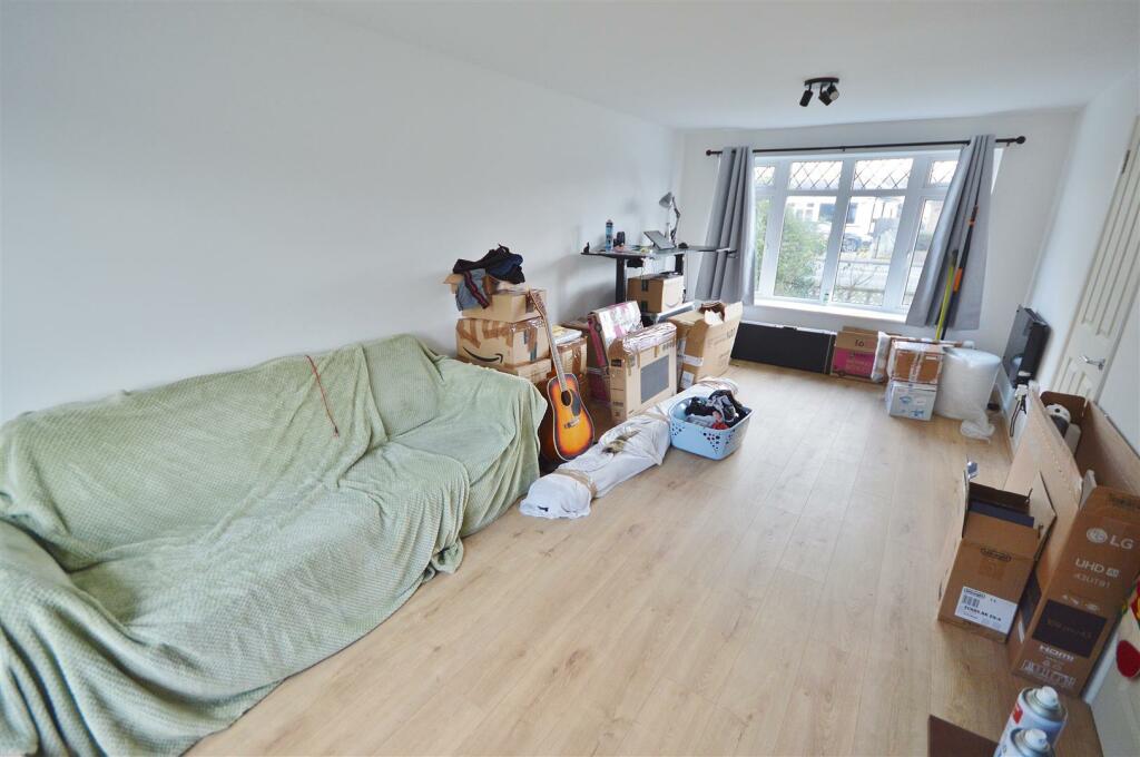 Additional image 6 of Cloes Lane, Clacton-On-Sea