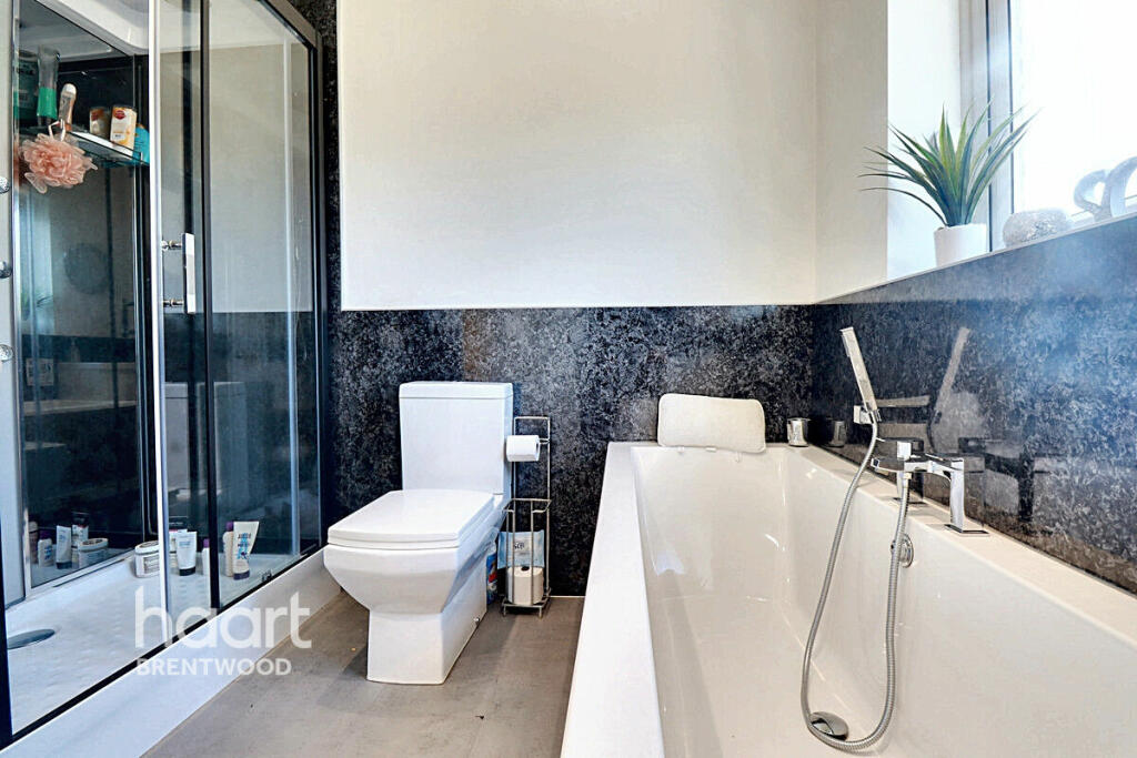 Additional image 7 of Middle Road, Brentwood