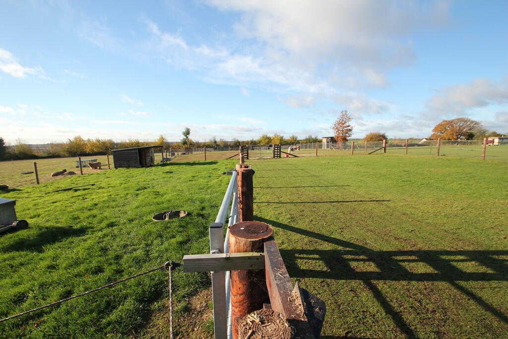 Additional image 22 of Layer Breton Hill, Layer Breton