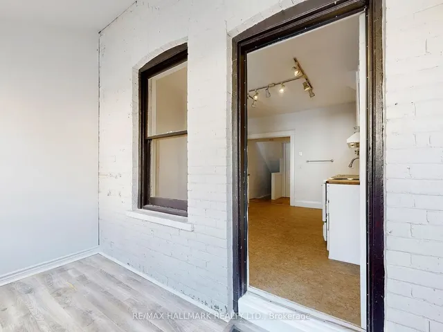 Additional image 16 of 86 Langley Ave