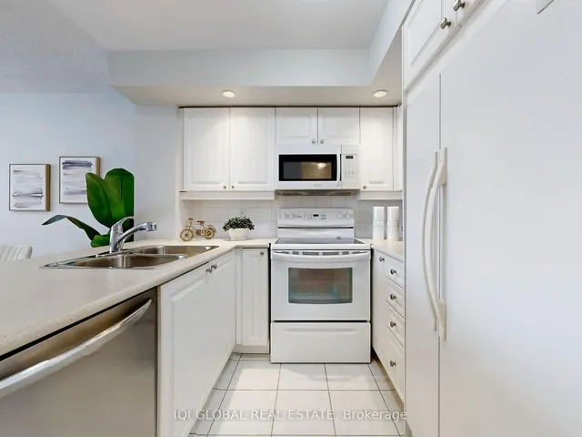 Additional image 10 of 5 Northtown Way Unit 1304