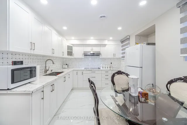 Additional image 31 of 8 Foxmere Rd