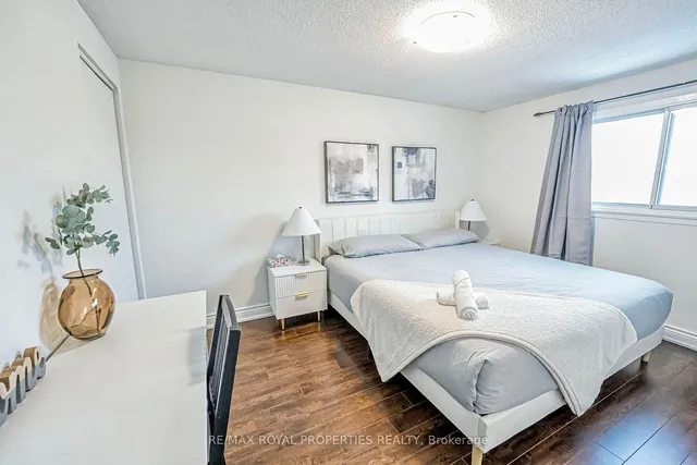 Additional image 19 of 58 Crittenden Sq