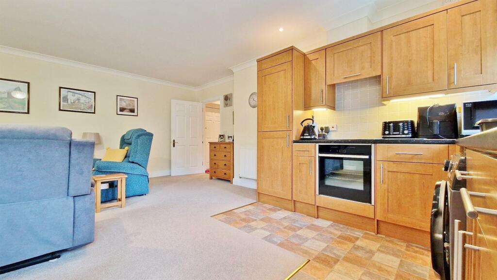 Additional image 15 of Earlswood Lodge, Walton-on-the-Naze