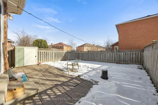 Additional image 39 of 37 Candy Cres