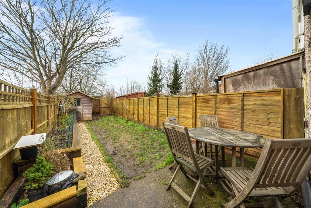 Additional image 13 of Gloucester Road, Croydon