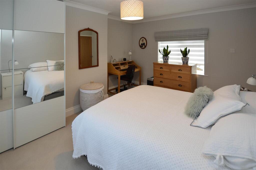 Additional image 14 of Costead Manor Road, Brentwood