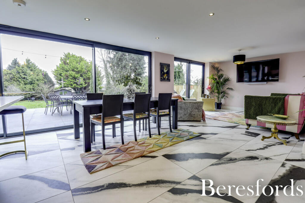 Additional image 4 of London Road, Brentwood, CM14