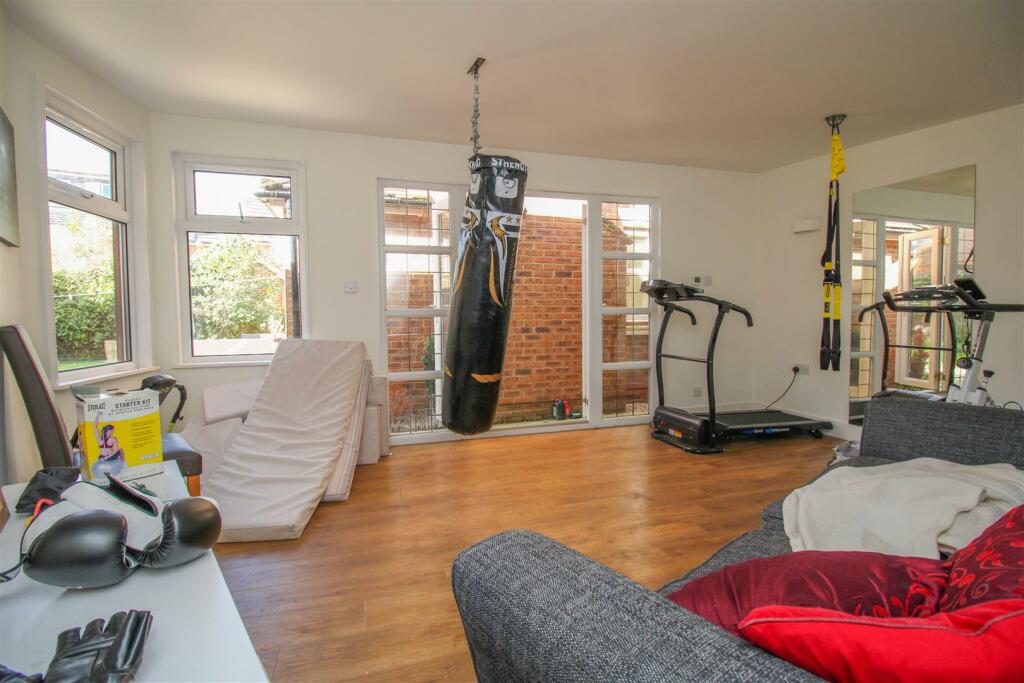 Additional image 20 of Whieldon Grange, Church Langley, Harlow