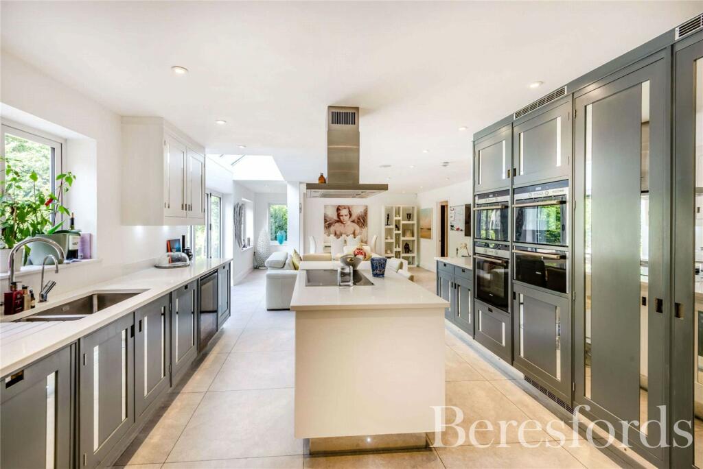 Additional image 9 of Glanthams Close, Shenfield, CM15