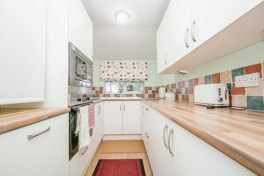 Additional image 17 of Clacton Road, Little Oakley, Harwich