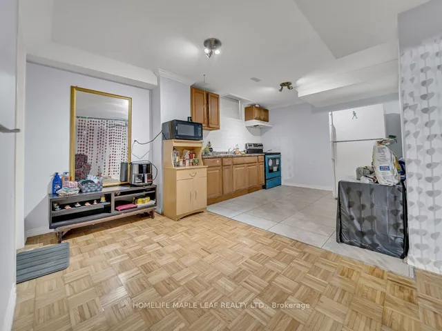 Additional image 28 of 129 Cadillac Cres