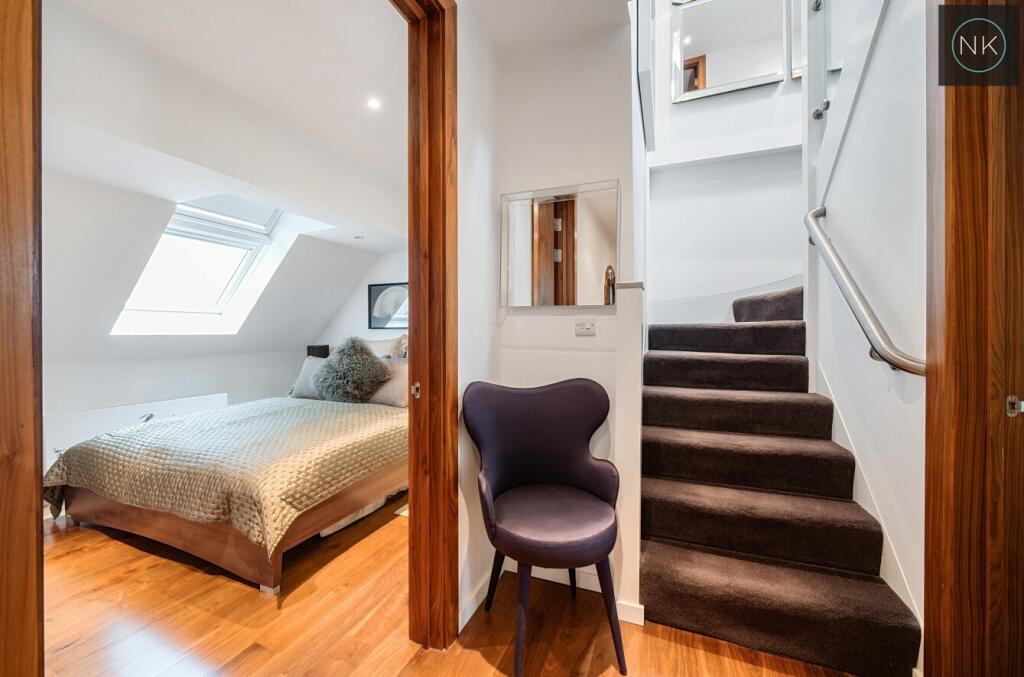 Additional image 16 of Coopers Court, Piercing Hill, Theydon Bois, Epping, Essex, CM16