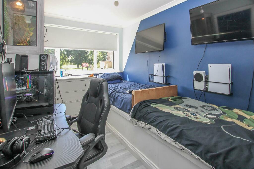 Additional image 5 of Woodland Avenue, Hutton, Brentwood