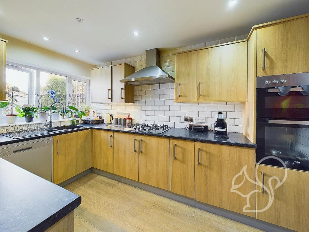 Additional image 35 of Hillside Road, Billericay