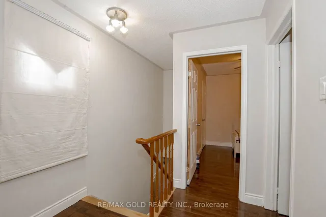 Additional image 35 of 8 Saint Tropez Crt