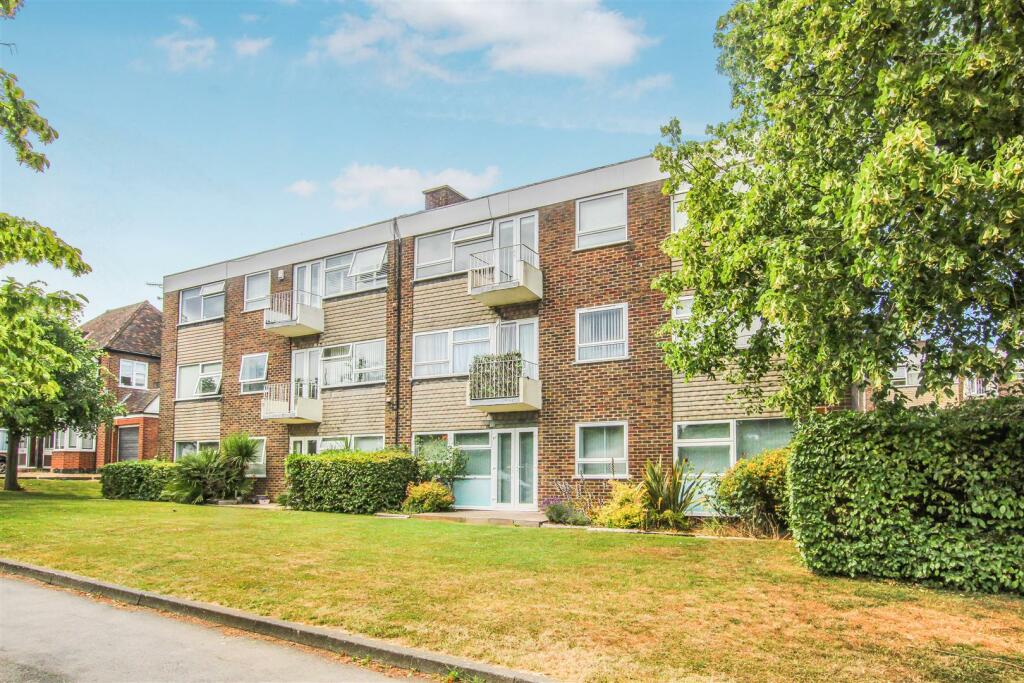 Rockleigh Court, Hutton Road, Shenfield, Brentwood