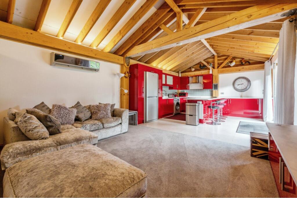 Additional image 29 of Mountnessing Road, Billericay, CM12