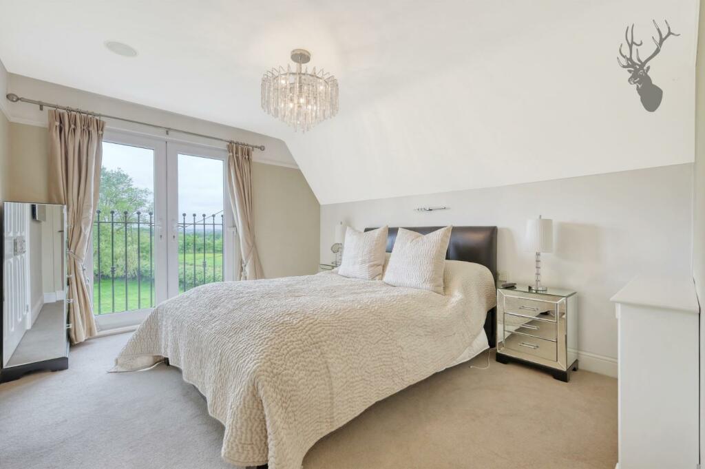 Additional image 12 of Mount End, Theydon Mount, Epping